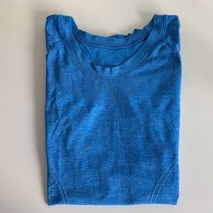 Zella Seamless Tech Short Sleeve Top Size Small